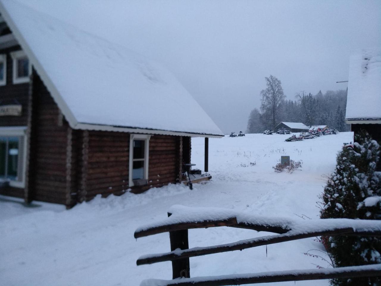 Otepää Safari Houseゲストハウス エクステリア 写真
