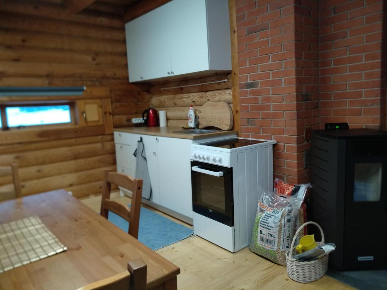 Otepää Safari Houseゲストハウス エクステリア 写真